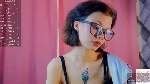 Amelia online show from December 16, 12:33 pm