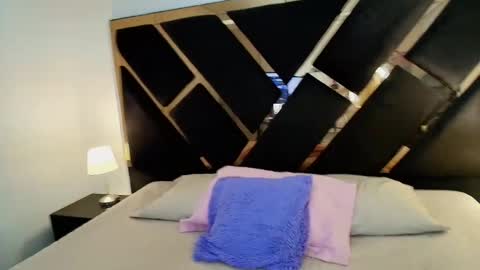 Ameli online show from March 10, 8:24 pm