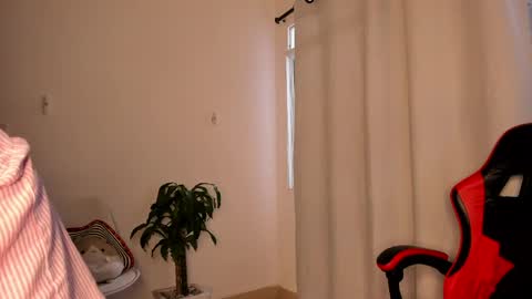 Amely  online show from March 24, 3:28 pm