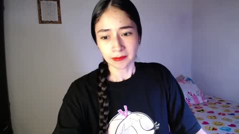 Snapshot of amelycaro chatting on December 28, 5:33 am Amely  online show from December 28, 5:33 am