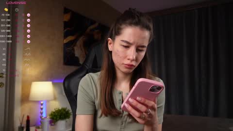 Snapshot of amelyxxx chatting on February 6, 4:10 am Amy online show from February 6, 4:10 am