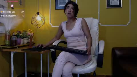 america millan online show from April 11, 4:43 pm