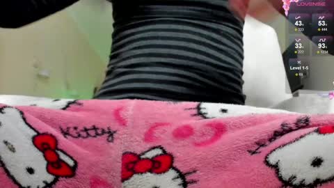 Snapshot of ami_sakurami chatting on October 25, 5:09 pm Amaya online show from October 25, 5:09 pm