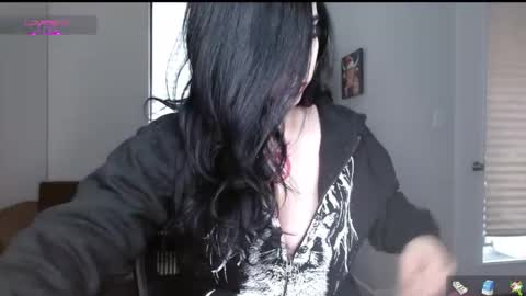 amilust online show from January 14, 5:45 pm