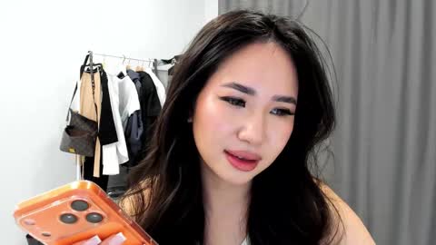 Amina online show from February 26, 1:43 pm