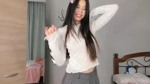 Ami online show from February 14, 5:37 pm