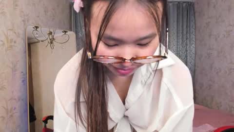 Ami online show from March 12, 6:43 pm