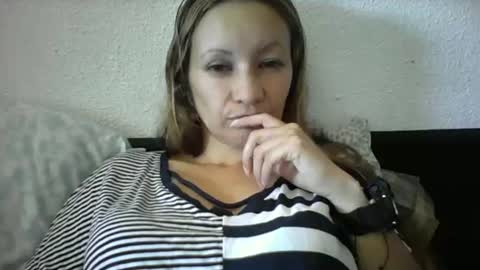 Paula D online show from July 27, 9:06 am