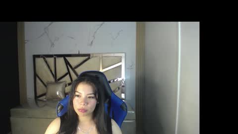 Amy95 a online show from October 22, 8:25 pm