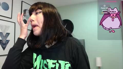 Amy 3 online show from December 3, 4:59 am