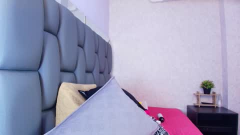 amy__wats0n online show from March 25, 7:17 pm