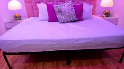 Aleja   online show from January 9, 3:22 am