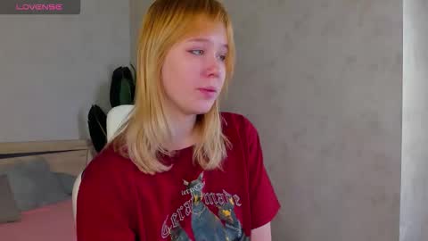 Amy online show from November 25, 12:24 am