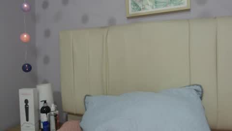 Amy online show from March 6, 1:14 pm