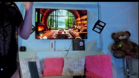 Emy Noa  online show from March 17, 12:58 am