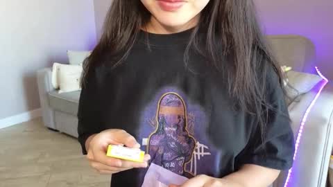 girl next door named Amy online show from October 6, 8:20 am