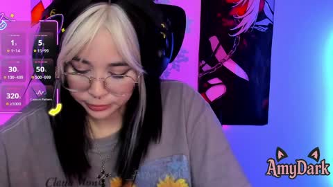 Amy online show from April 7, 7:16 pm