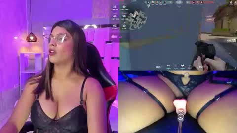 amyevan_ online show from October 27, 9:53 pm