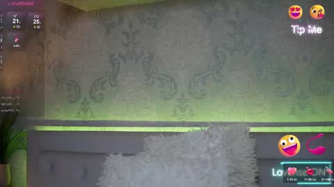 Snapshot of amykaiya chatting on February 21, 10:48 pm Amy online show from February 21, 10:48 pm
