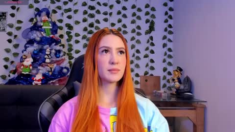 Snapshot of amypond__ chatting on December 30, 11:38 pm Amy online show from December 30, 11:38 pm