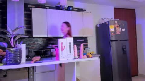 Amy online show from March 28, 6:18 pm