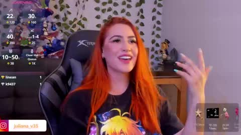 Snapshot of amypond__ chatting on December 6, 9:23 pm Amy online show from December 6, 9:23 pm