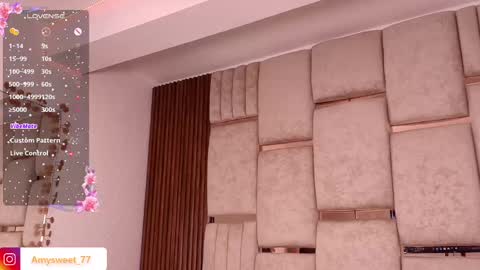 Snapshot of amysweet77_dim chatting on October 13, 2:31 pm Ammy online show from October 13, 2:31 pm