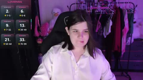 amyvibes online show from June 27, 6:25 pm