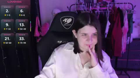 amyvibes online show from July 9, 8:11 pm