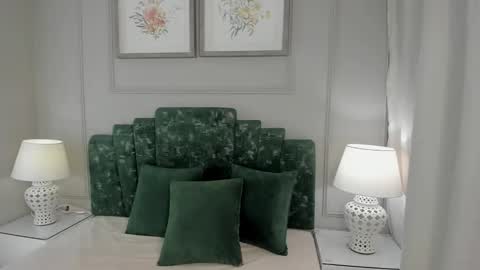 Ana  online show from September 30, 10:54 am