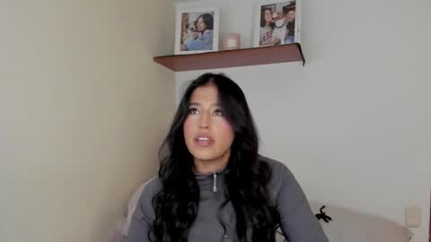 Ana online show from February 1, 3:27 am