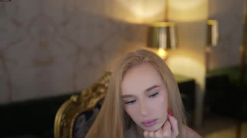 Snapshot of anabel2054 chatting on October 11, 10:42 am Sweet girls online show from October 11, 10:42 am