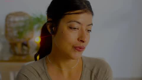 anabelcurvy online show from April 6, 8:26 am