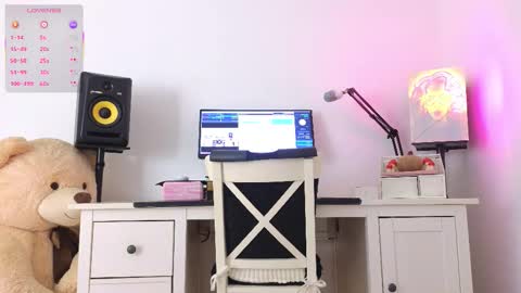 Annie  online show from September 9, 1:33 pm