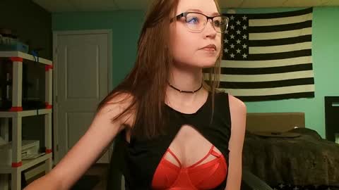 Anabelleleigh online show from February 7, 2:48 am