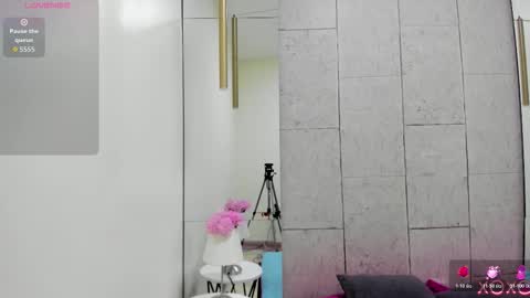 Anna online show from January 9, 8:24 pm