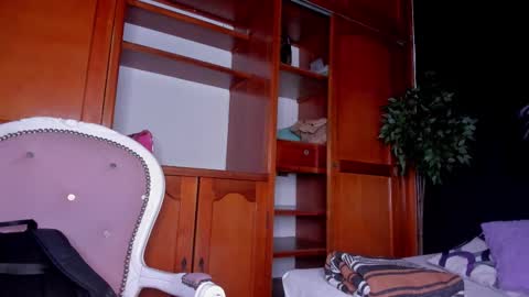 Anahi online show from December 3, 3:20 am