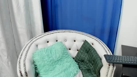 Snapshot of analia18_ chatting on January 14, 11:53 am analia18  online show from January 14, 11:53 am