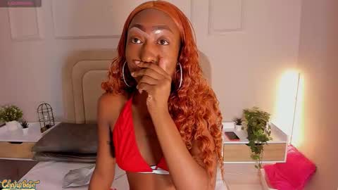 anamonroee online show from December 3, 11:45 am