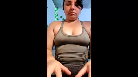 Ana online show from December 4, 2:19 pm