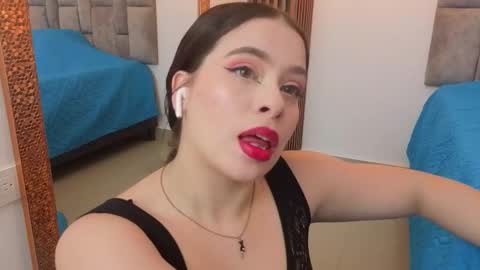 anastasia_cole_ online show from February 26, 8:41 pm