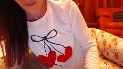 Andra online show from April 14, 7:47 pm