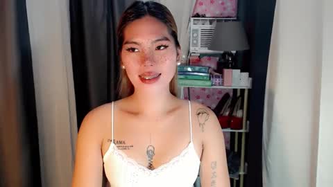 andrea06121998 online show from April 13, 12:50 pm
