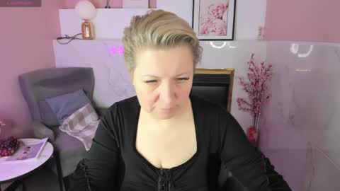 aneli_mira online show from April 5, 3:00 pm