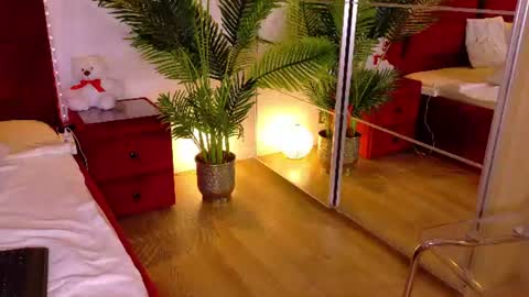 angel__vibe online show from June 11, 9:55 pm