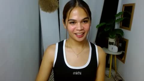 angela online show from April 13, 3:19 am