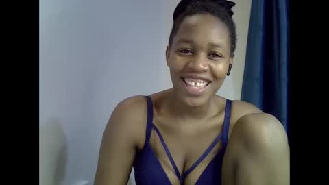 angel_mia5 online show from March 29, 7:51 am