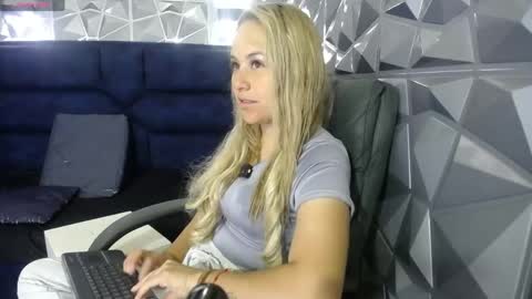 Angel online show from June 1, 11:34 am