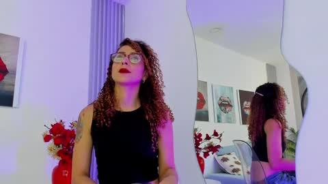 Snapshot of angela_donnato chatting on January 7, 3:35 am A N G E LA. online show from January 7, 3:35 am