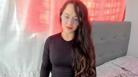 Snapshot of angela_nix chatting on September 20, 5:11 pm angela_nix online show from September 20, 5:11 pm